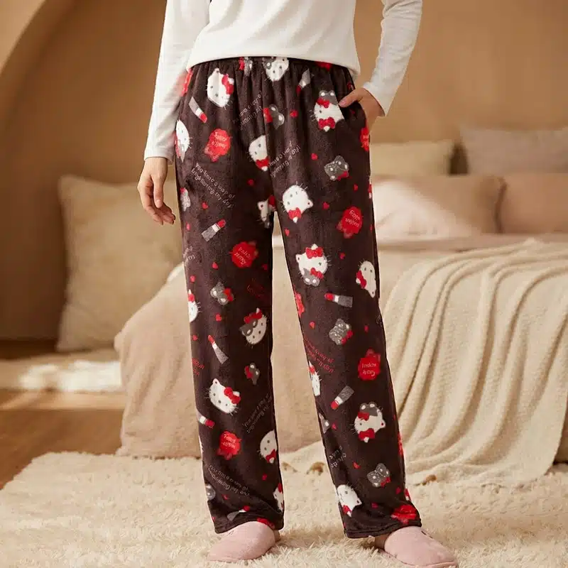 Pyjama Polaire Hello Kitty ultra doux noir pour adultes
